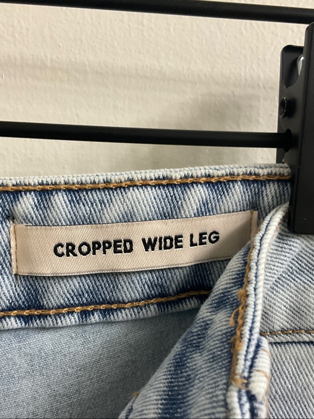 Jeans Subcategory Identification - Picture 3 of 7